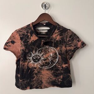 Tie-Dye Sun and Moon Graphic Crop Top